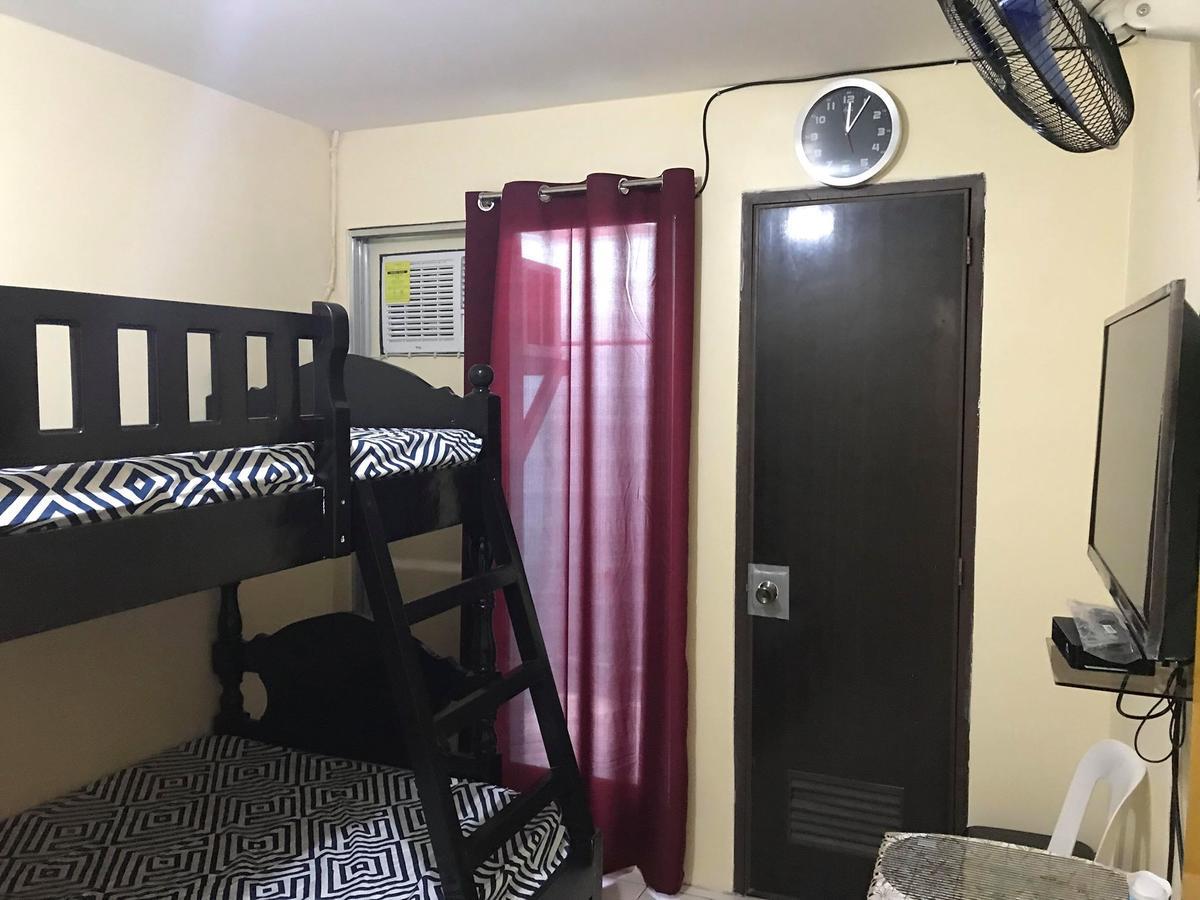 Отель Rv3 Transient House Анхелес Экстерьер фото