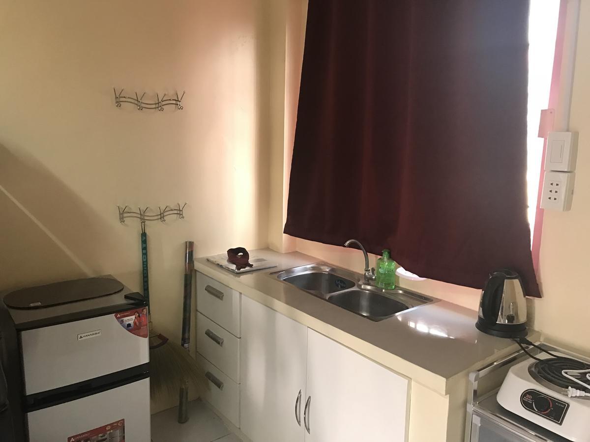 Отель Rv3 Transient House Анхелес Экстерьер фото